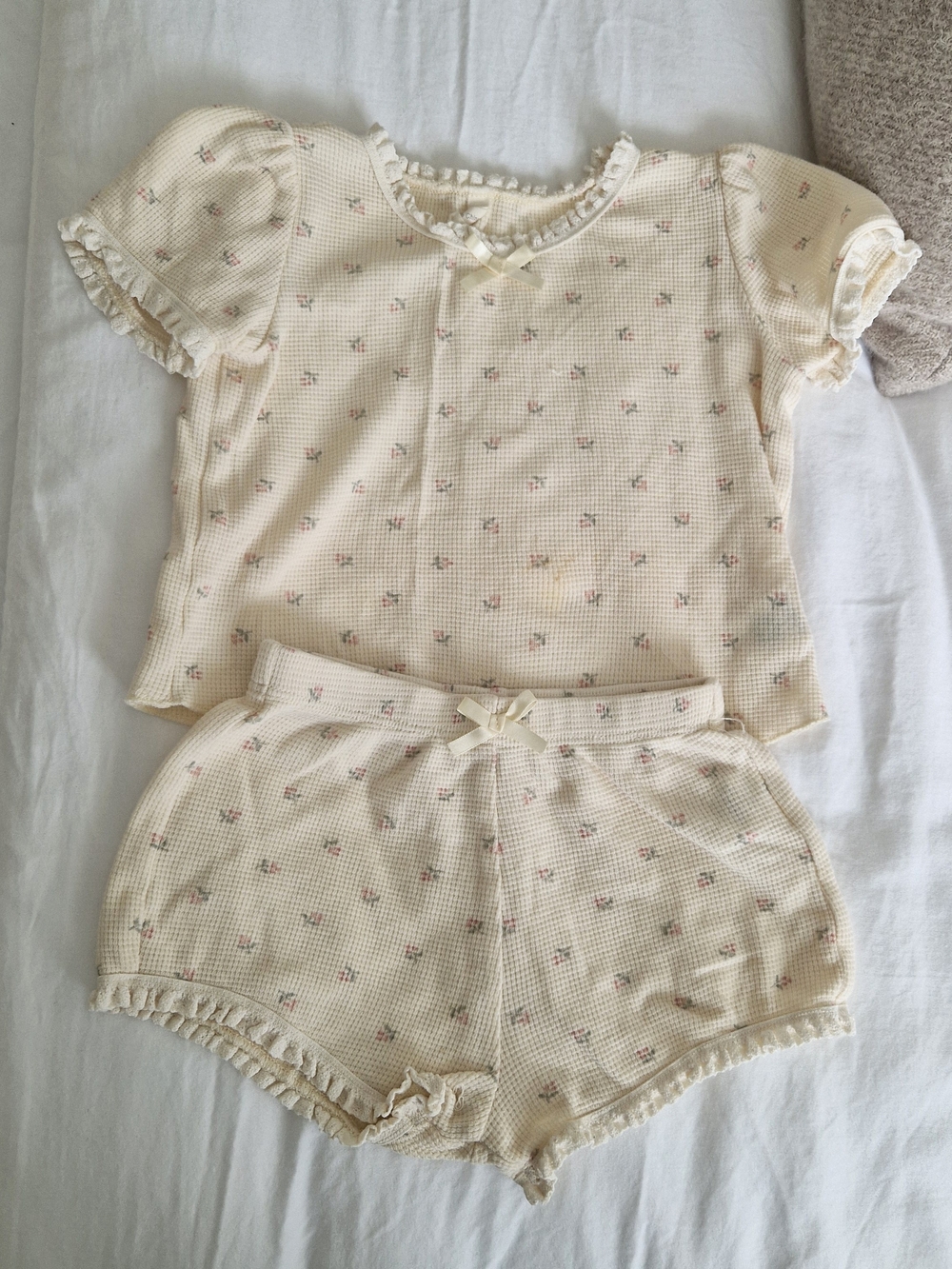 Quincy Mae Cream Floral Short-Sleeve Pajama Set with Pink Accents